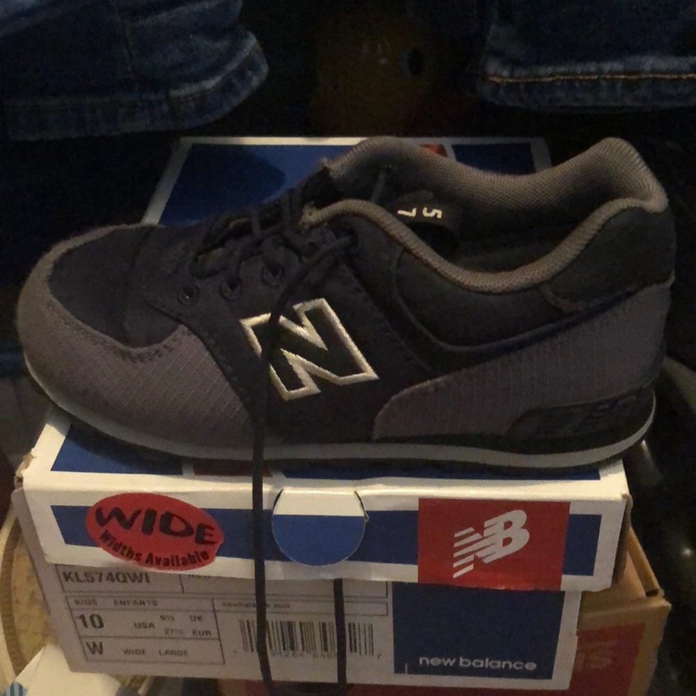 Boys new balance